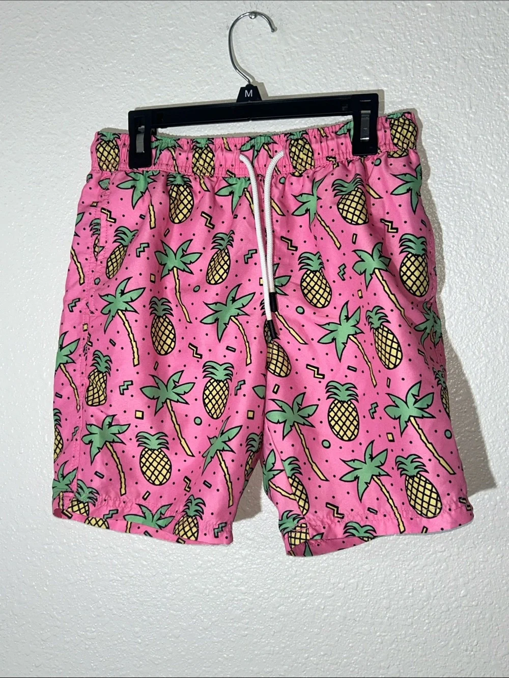 Maamgic bright pink